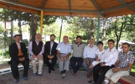 MAZLUMDER HEYETİ KAYSERİ’DEKİ YARALI SURİYELİLERİ ZİYARET ETTİ