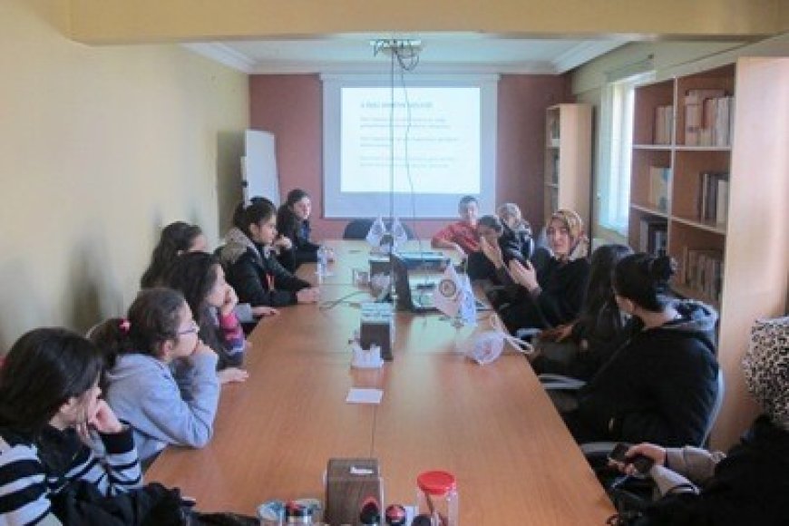 İlköğretim Öğrencileri Dünya İnsan Hakları Haftası’nda MAZLUMDER İstanbul’daydı