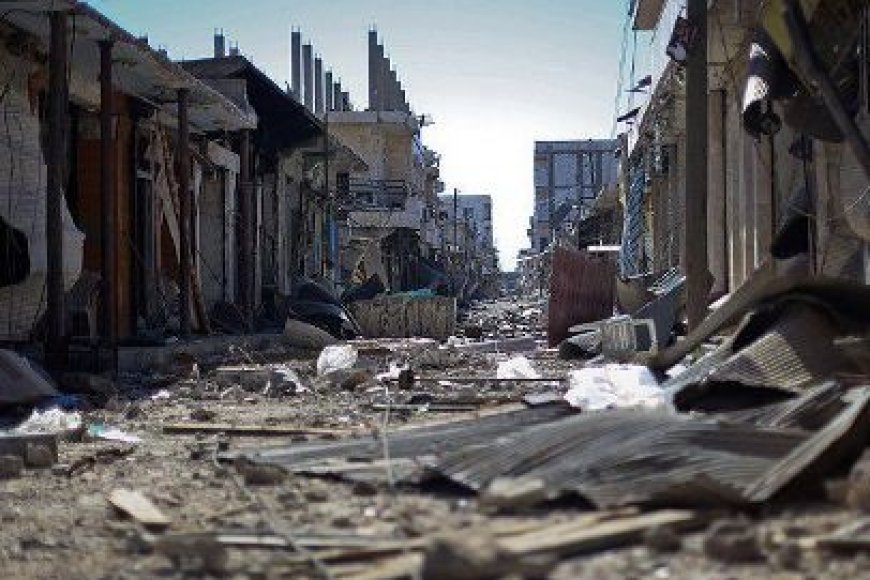 HALEP ADIM ADIM KATLEDİLİYOR