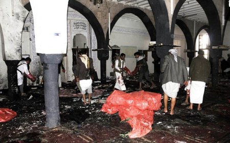 YEMEN'DE CUMA NAMAZI SALDIRISI