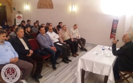 MAZLUMDER BURSA ŞUBE İNSAN HAKLARI OKULU 2. HAFTA SEMİNERİ İLE DEVAM ETTİ