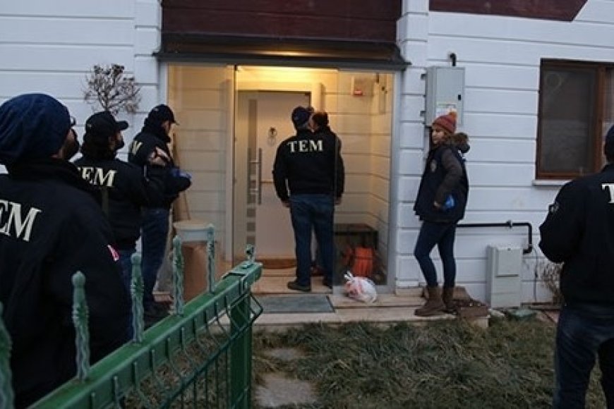 İfade Özgürlüğü Bizzat Rahatsız Edici İfadeleri Koruyan Bir Haktır