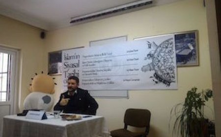 MAZLUMDER’de “İslam’ın Siyasal Tarihi” başlıklı programın ilki gerçekleştirildi.
