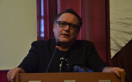 Gilad Atzmon "Güdümlü Muhalefet" Başlıklı Bir Konuşma Gerçekleştirdi