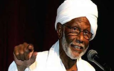 Sudanlı İslam Alimi Hasan Turabi'ye Allahtan Rahmet Diliyoruz.