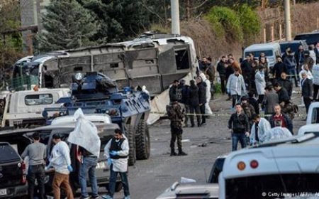 DİYARBAKIR BAĞLAR İLÇESİNDE YAPILAN SALDIRIYI KINIYORUZ