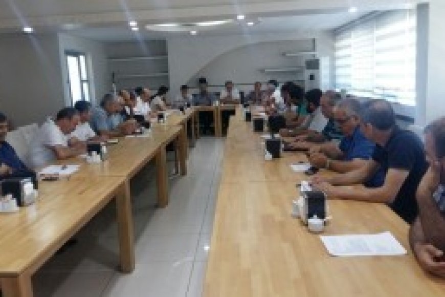 MÜLTECİLERE YÖNELİK KİN ve DÜŞMANLIĞI BESLEYEN NEFRET SÖYLEMLERİ HER ORTAMDA MAHKUM EDİLMELİ, CEZASIZ BIRAKILMAMALIDIR!