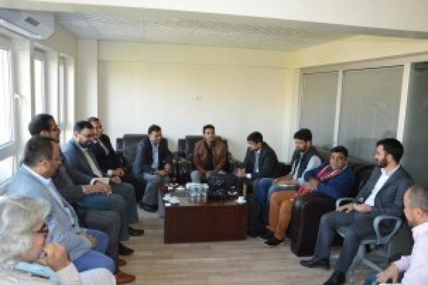 Hintli aktivistlerden MAZLUMDER Genel Merkeze ziyaret