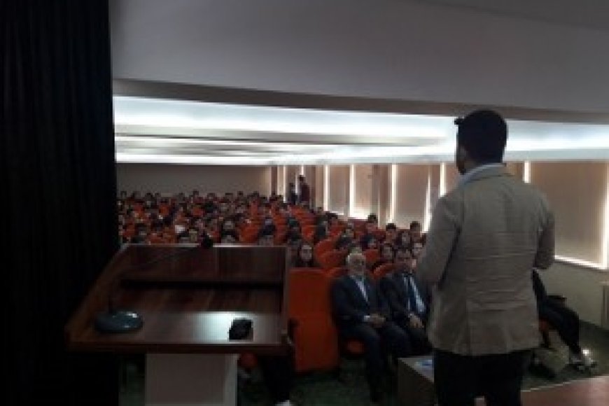 Okullarda İnsan Hakları Semineri - Hukukçu Taner AFŞAR - Hacılar Baki - Ayşe SİMİTÇİOĞLU Anadolu Lisesi