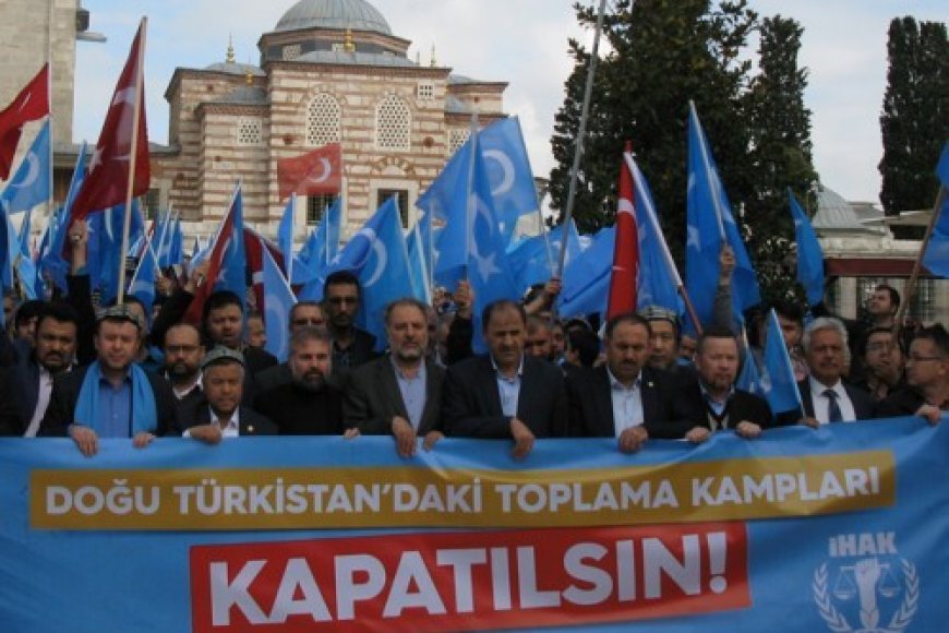 Doğu Türkistan'daki Toplama Kampları Kapatılsın