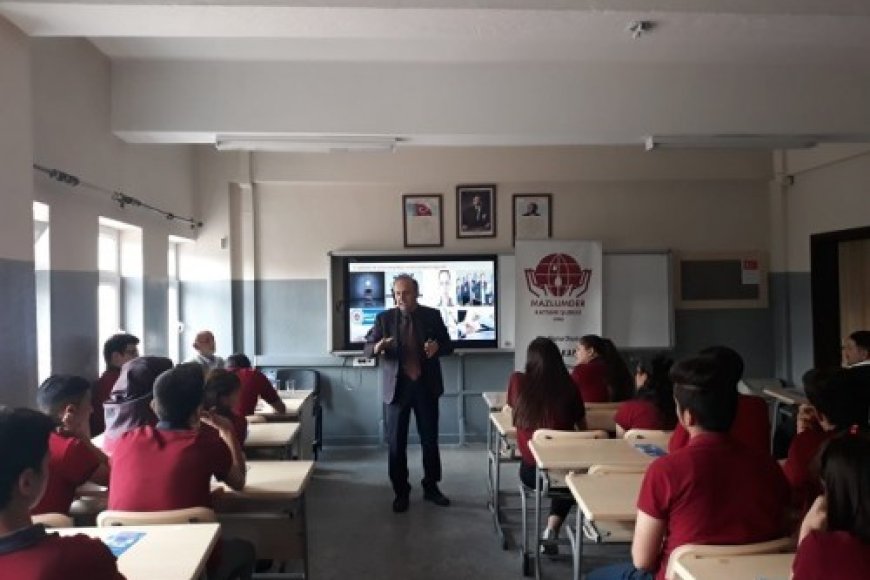 Okullarda İnsan Hakları Semineri - M. Akif ERSOY Mesleki ve Teknik Anadolu Lisesi - Eğitimci Murat SERİM