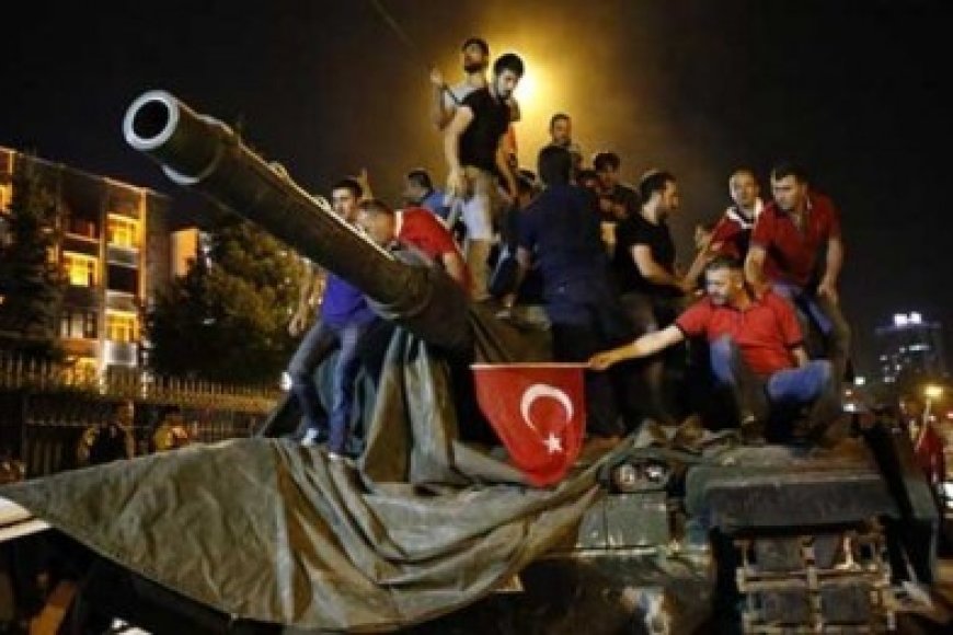 15 TEMMUZ DARBE GİRİŞİMİ HALKIN İRADESİNE YÖNELİK BİR SUİKASTTIR