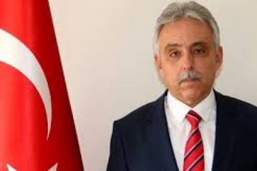 YÖNETMENİN DE ELEŞTİRMENİN DE USULÜNE UYULMALIDIR.