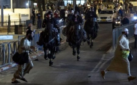 Siyonist İşgal Rejiminin Mescid-i Aksa’ya Saldırısını Kınıyoruz