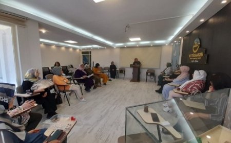 STK’LAR DA İNSAN HAKLARI ANLATILIYOR