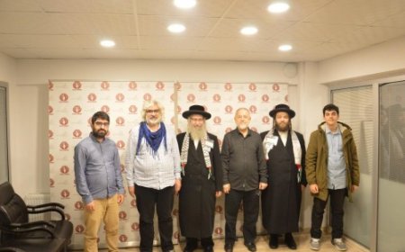 Ortodoks Yahudi Cemaati Neturei Karta’dan Derneğimize Ziyaret