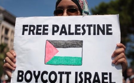 İşgalci İsrail Gayrimeşru İlan Edilmelidir!