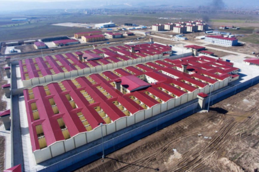 İnsan Onurunu ve Yaşam Hakkını Tehdit Eden Y ve S Tipi Cezaevi Uygulamalarından Vazgeçilmelidir